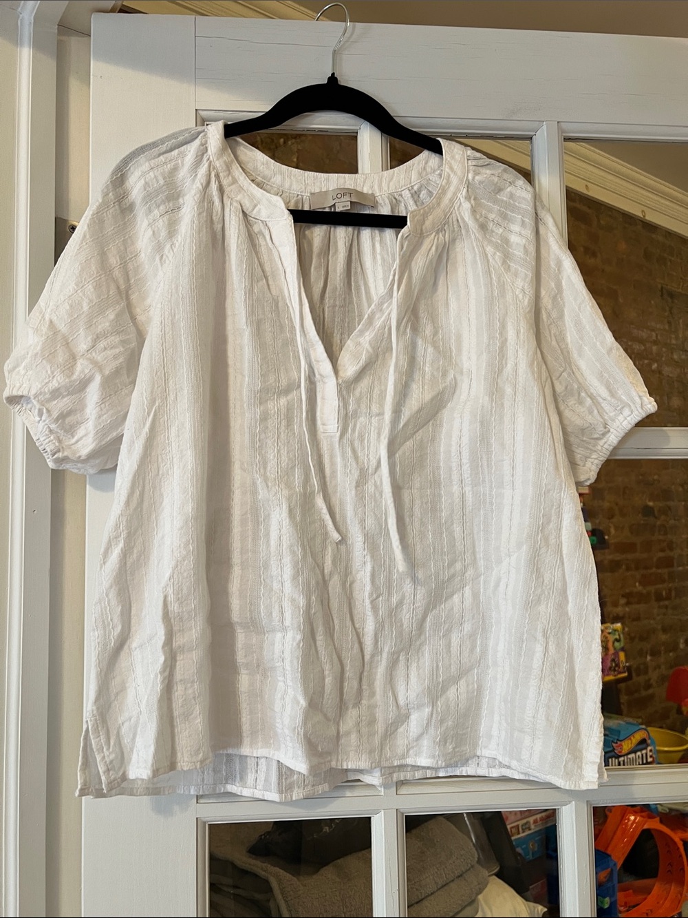 LOFT White Short-Sleeve Textured Peasant Blouse